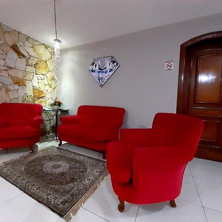 לימריה Hotel Cristal Inn מראה חיצוני תמונה