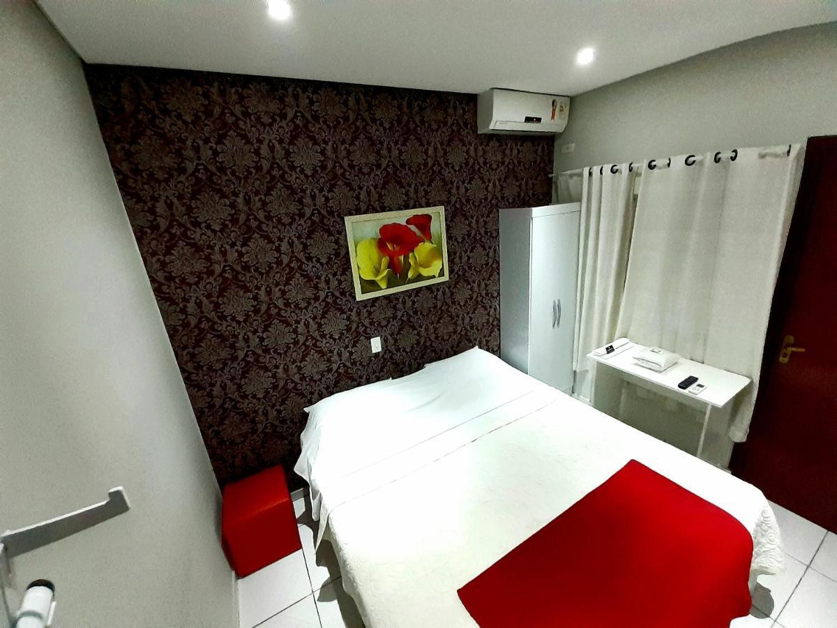 לימריה Hotel Cristal Inn מראה חיצוני תמונה