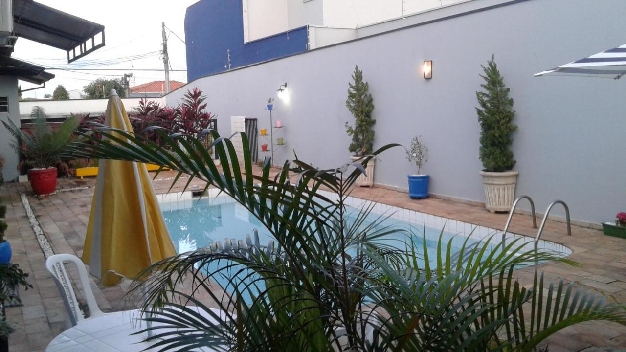 לימריה Hotel Cristal Inn מראה חיצוני תמונה