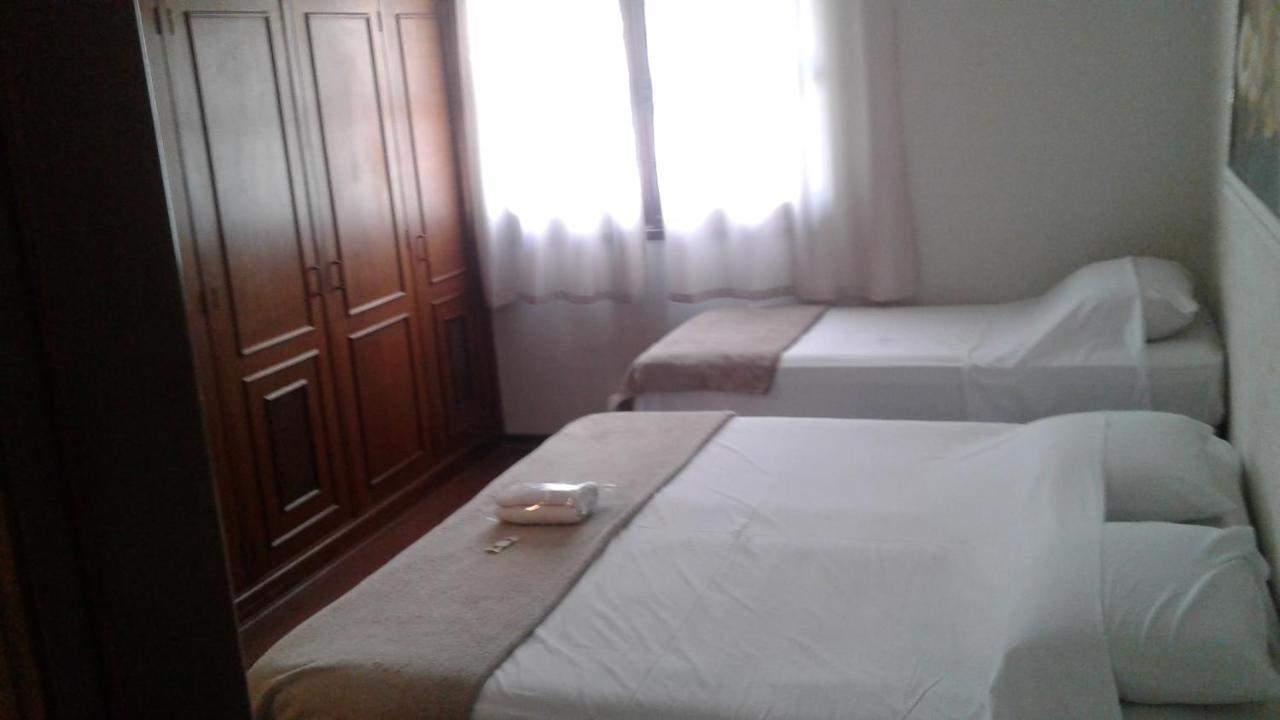 לימריה Hotel Cristal Inn מראה חיצוני תמונה