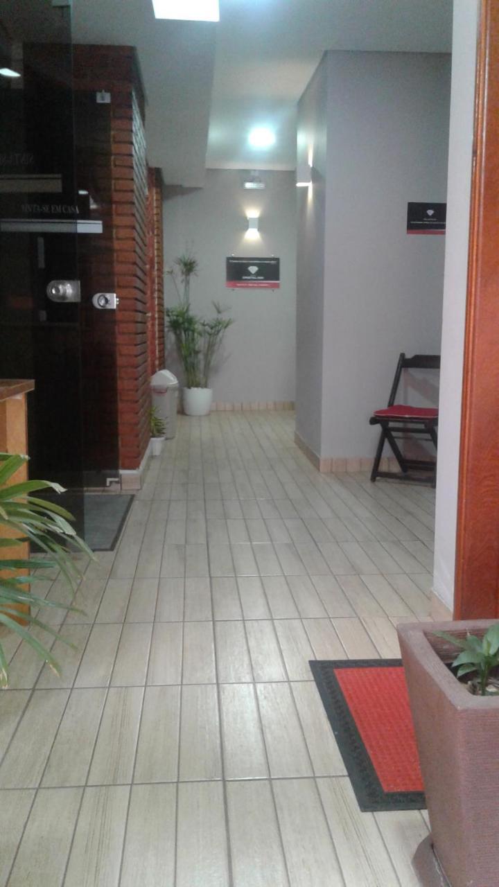 לימריה Hotel Cristal Inn מראה חיצוני תמונה